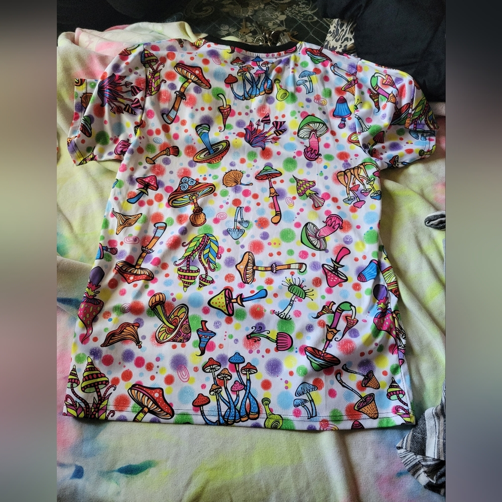 Shroom hippy shirt